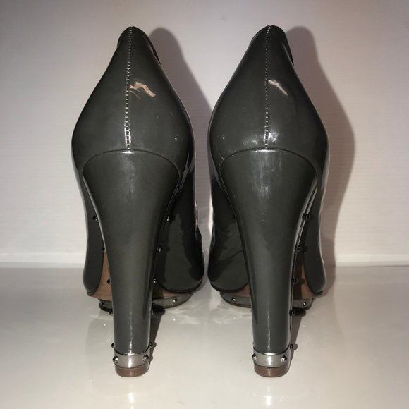 BCBG Maxazria gray patent leather platform heels - Picture 3 of 8